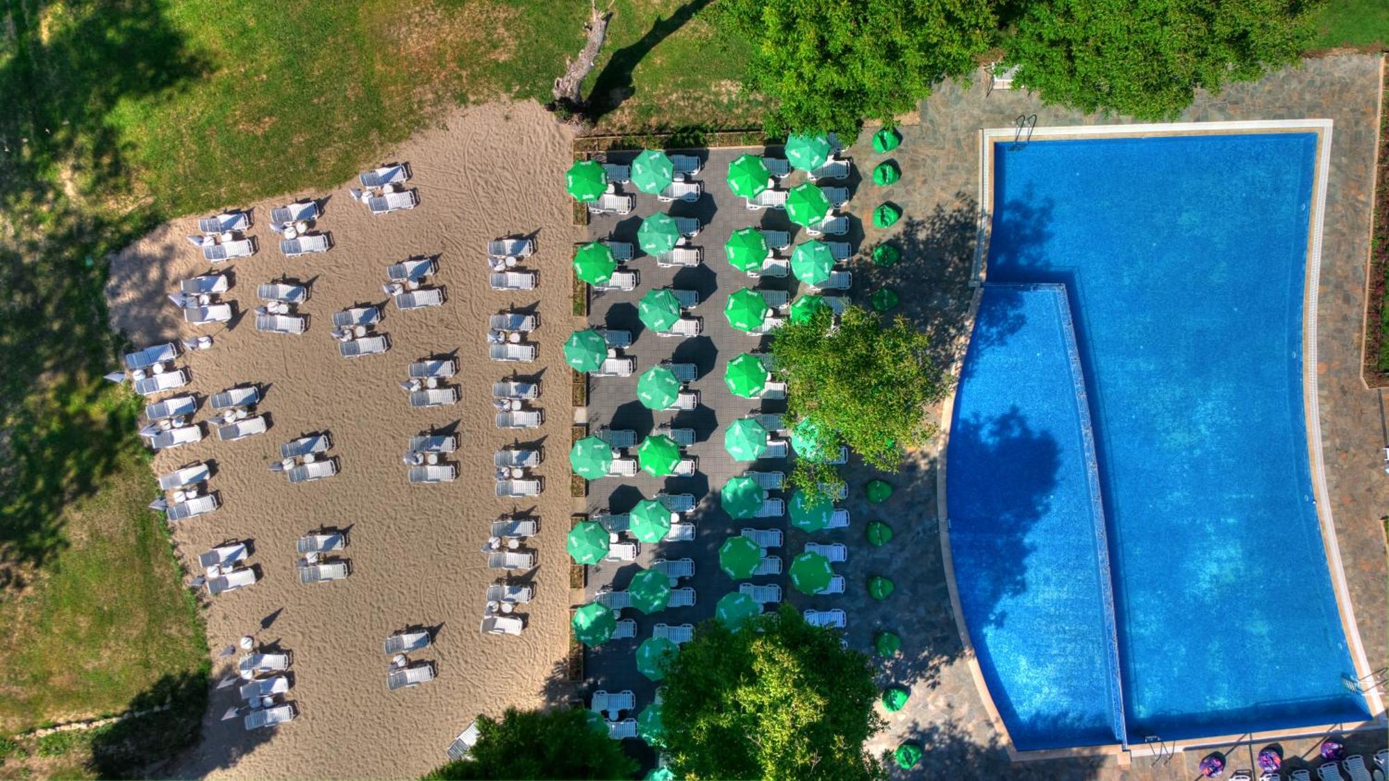 Park Hotel Kaylaka Pleven Exteriör bild
